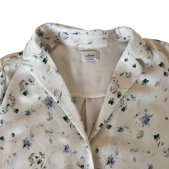 *SOLD* Aritzia Wilfred Tulum Button-Up in White - Picture 2 of 5